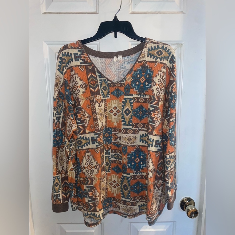 Cato size XL long sleeve